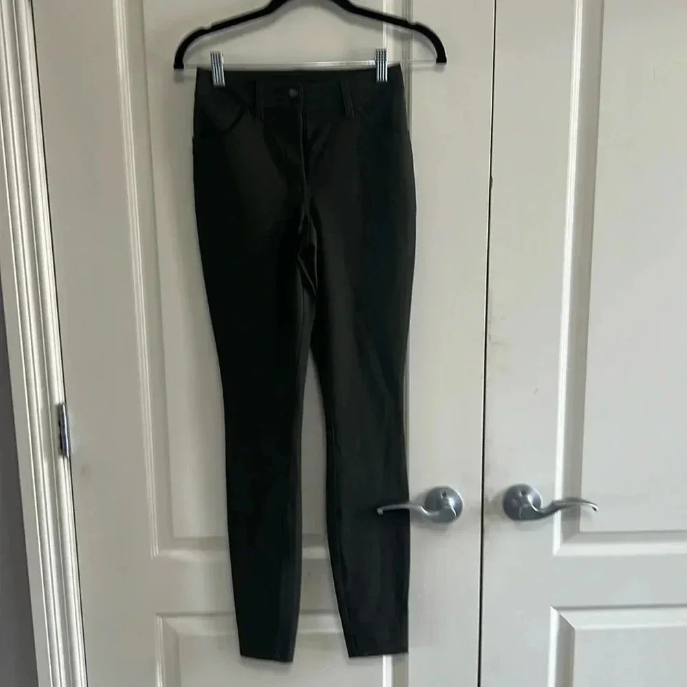 City sleek slim fit HR pant- size 24
